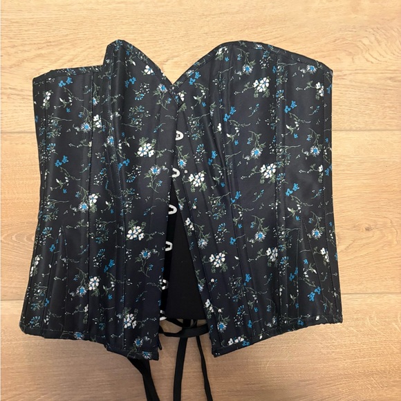 Bundle 3 Corsets - Picture 6 of 8